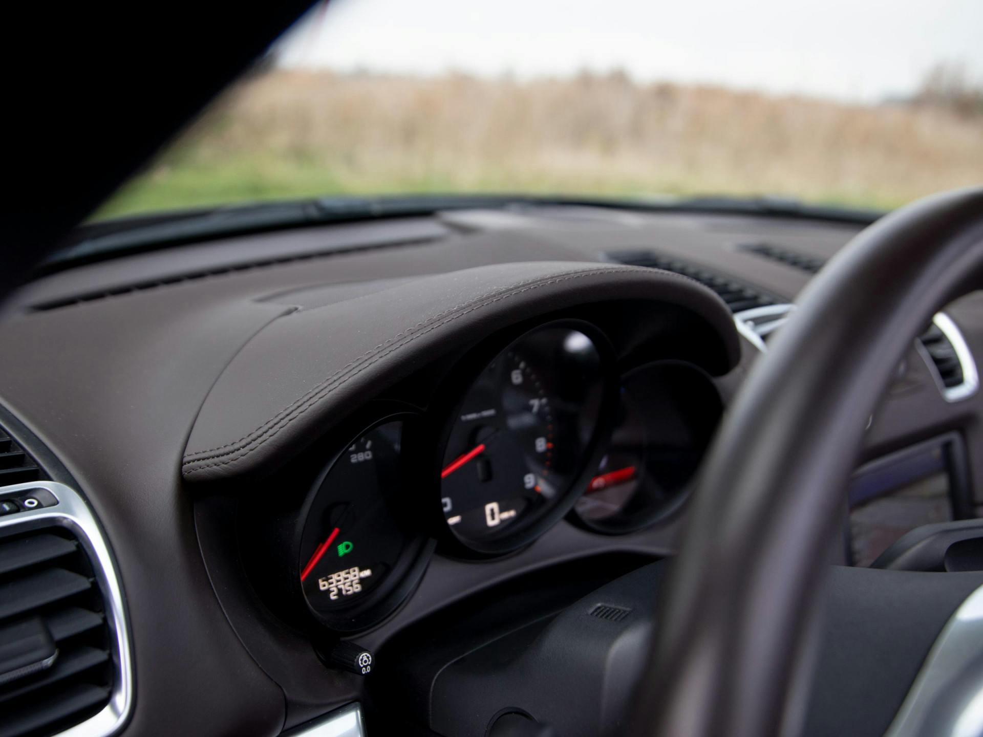 Porsche Boxster 2.7